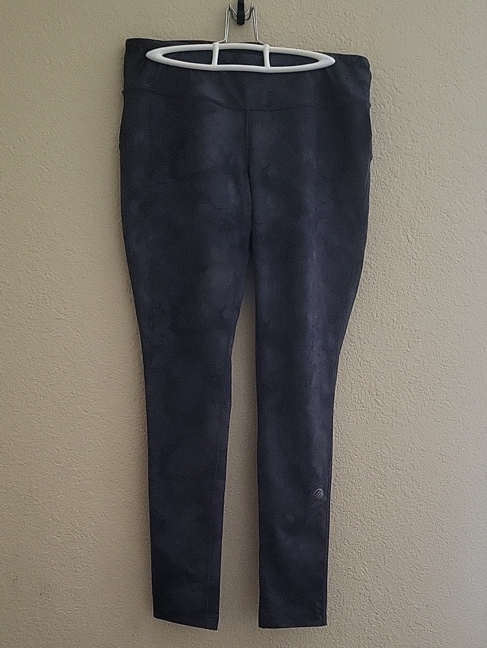 MPG Charcoal Gray Performance Leggings